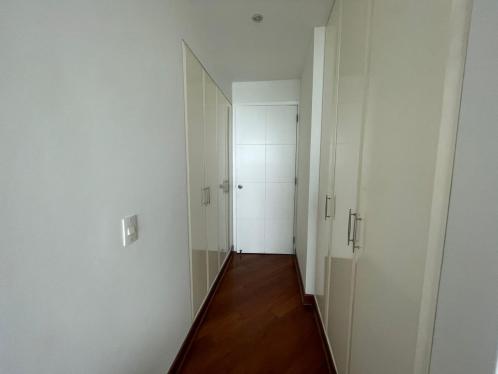 Departamento en Alquiler de 3 dormitorios ubicado en Miraflores