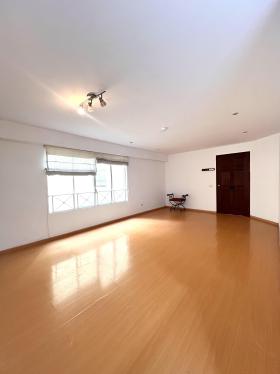 Departamento de 2 dormitorios y 2 baños ubicado en Miraflores