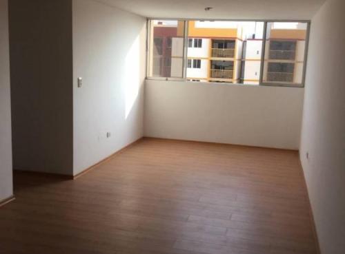 Departamento en Alquiler ubicado en Comas a $250