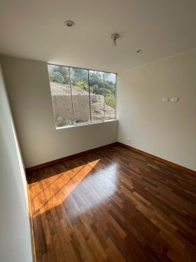 Departamento en Venta de 3 dormitorios ubicado en La Molina