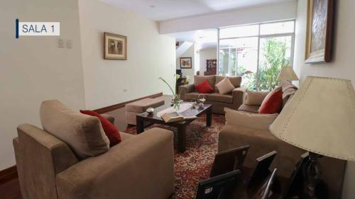 Casa en Venta ubicado en Santiago De Surco