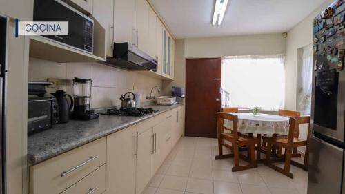 Casa en Venta de 4 dormitorios ubicado en Santiago De Surco