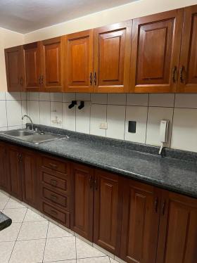 Bajo precio Departamento en Alquiler en Santiago De Surco