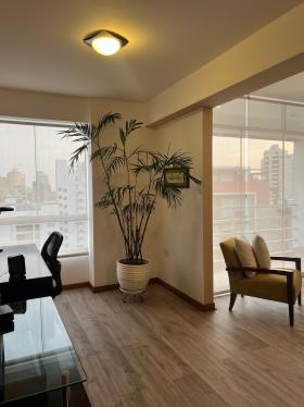 Departamento en Alquiler de 2 dormitorios ubicado en Miraflores