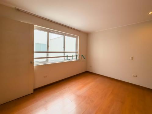 Bajo precio Departamento en Venta en Santiago De Surco