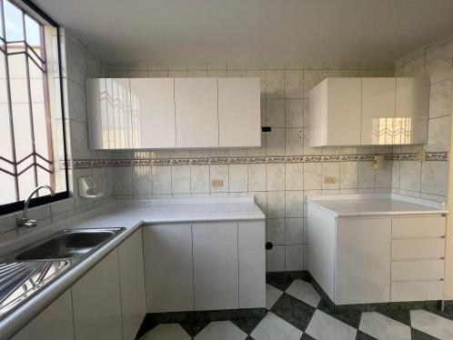 Departamento de 4 dormitorios ubicado en Santiago De Surco