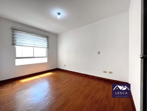 Departamento de 3 dormitorios ubicado en Miraflores