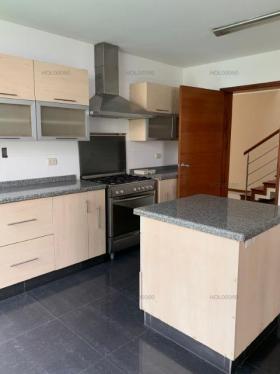 Casa en Venta de 4 dormitorios ubicado en La Molina