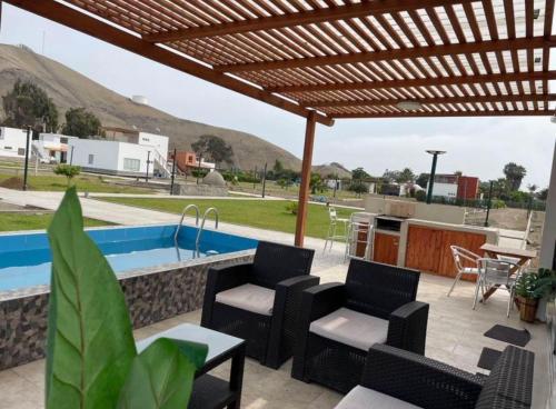 Casa de Playa en Venta ubicado en Asia a $116,000