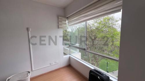 Departamento ubicado en San Isidro al mejor precio