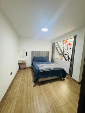 Departamento en Alquiler de 3 dormitorios ubicado en Miraflores