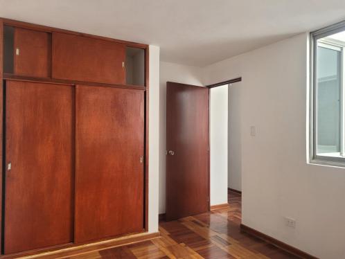 Departamento de 2 dormitorios ubicado en Santiago De Surco