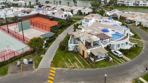 Casa en Casa De Playa En Lagunas De Puerto Viejo 70.4km Panamericana Sur