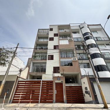 Departamento ubicado en Ate al mejor precio