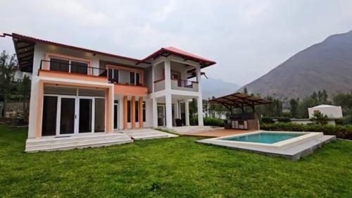 Casa de Campo en Venta ubicado en Santa Cruz De Cocachacra a $360,000