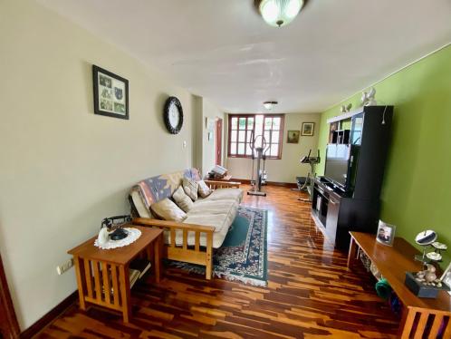 Casa de 4 dormitorios y 4 baños ubicado en Santiago De Surco