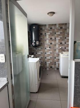 Departamento de 3 dormitorios y 5 baños ubicado en Santiago De Surco