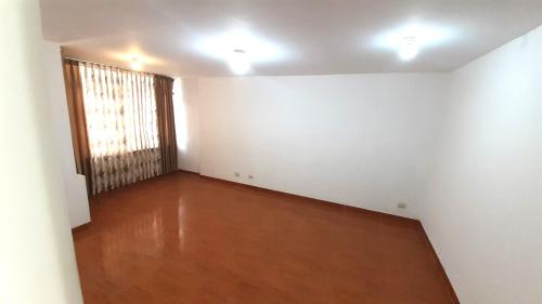 Departamento en Venta ubicado en La Molina a $180,000