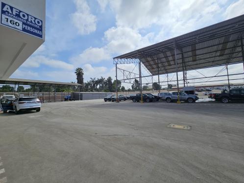 Terreno Industrial en Alquiler ubicado en Av. Los Algarrobos 21 Terreno Industrial en Alquiler ubicado en Av. Los Algarrobos 21