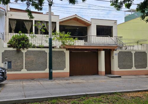 Casa en Venta ubicado en Santiago De Surco a $480,000