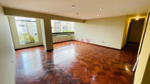 Departamento en Venta ubicado en San Borja a $194,000