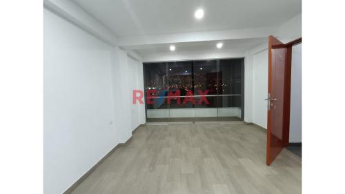 Departamento de 3 dormitorios y 2 baños ubicado en San Juan De Miraflores