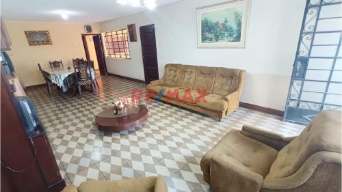 Departamento de 3 dormitorios ubicado en San Martin De Porres