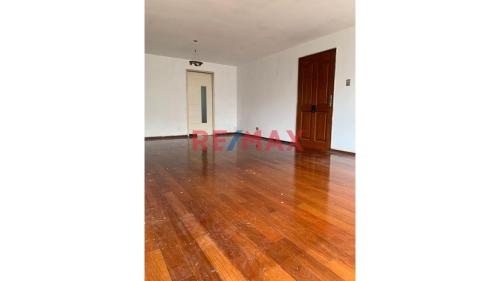 Departamento de 4 dormitorios ubicado en Santiago De Surco