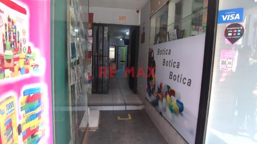 Espectacular Local comercial ubicado en San Juan De Lurigancho