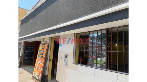 Local comercial en Alquiler ubicado en Av. Agustin De La Rosa Toro Local comercial en Alquiler ubicado en Av. Agustin De La Rosa Toro