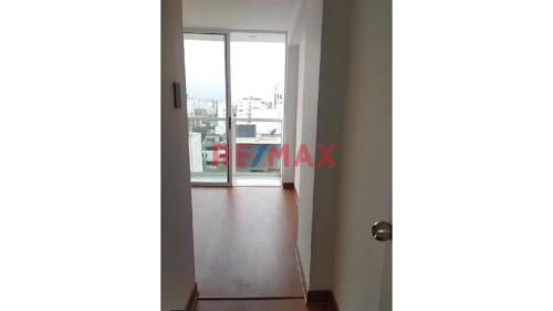Departamento de 2 dormitorios y 2 baños ubicado en Surquillo Departamento de 2 dormitorios y 2 baños ubicado en Surquillo