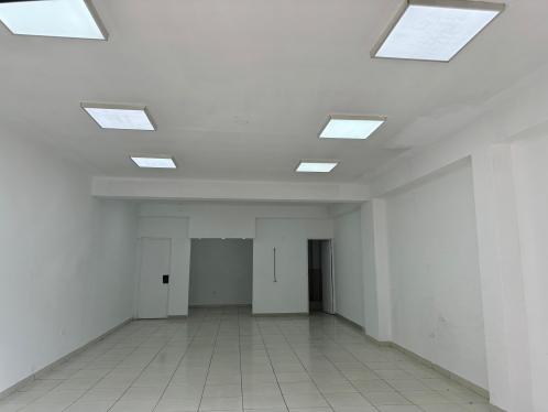 Local comercial en Alquiler ubicado en Los Olivos a $1,300