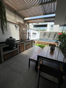 Casa en Venta ubicado en Santiago De Surco a $650,000