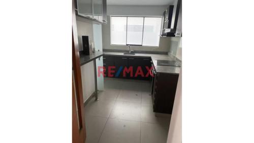 Departamento de 3 dormitorios y 3 baños ubicado en Santiago De Surco