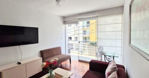 Departamento de 2 dormitorios y 2 baños ubicado en Miraflores