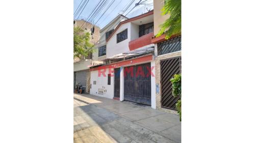 Casa en Venta ubicado en San Juan De Lurigancho a $287,000