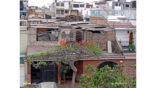 Casa de 12 dormitorios y 5 baños ubicado en Santiago De Surco