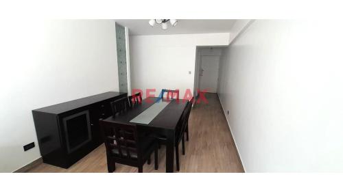 Departamento en Alquiler ubicado en Av. Antonio Miro Quesada