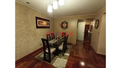 Departamento de 4 dormitorios y 4 baños ubicado en San Isidro