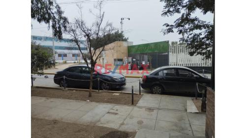 Espectacular Local comercial ubicado en Rimac