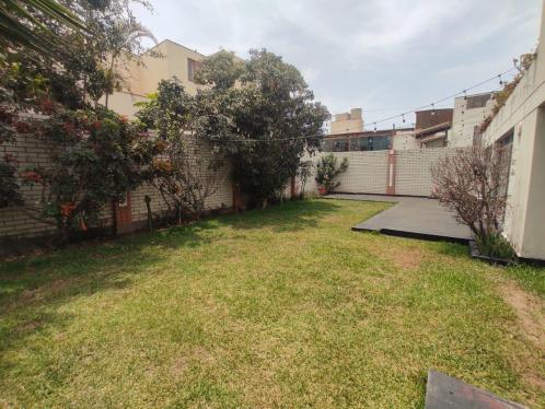 Terreno en Venta ubicado en Miraflores a $555,000