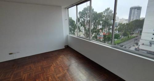 Departamento en Venta ubicado en Jirón Estados Unidos 1295