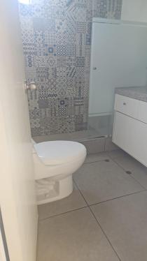 Baño de servicio