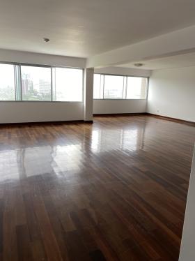 Departamento en Venta ubicado en San Isidro a $360,000