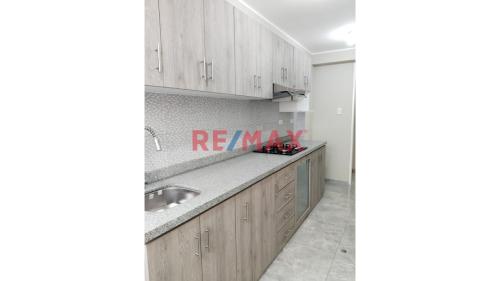 Departamento en Venta ubicado en Los Olivos a $105,000