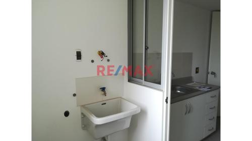 Departamento de 3 dormitorios y 2 baños ubicado en Chorrillos