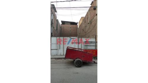Amplio Terreno ubicado en Comas Amplio Terreno ubicado en Comas