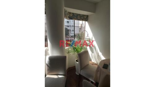 Departamento de 3 dormitorios y 2 baños ubicado en Surquillo