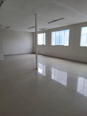 Local comercial en Alquiler ubicado en Miraflores a $1,200 Local comercial en Alquiler ubicado en Miraflores a $1,200