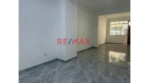 Departamento de 3 dormitorios y 2 baños ubicado en San Juan De Lurigancho Departamento de 3 dormitorios y 2 baños ubicado en San Juan De Lurigancho